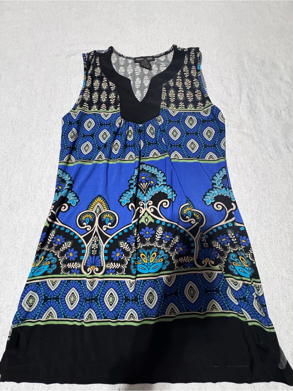 Susan Lawrence Gray and Teal Printed Shell Top